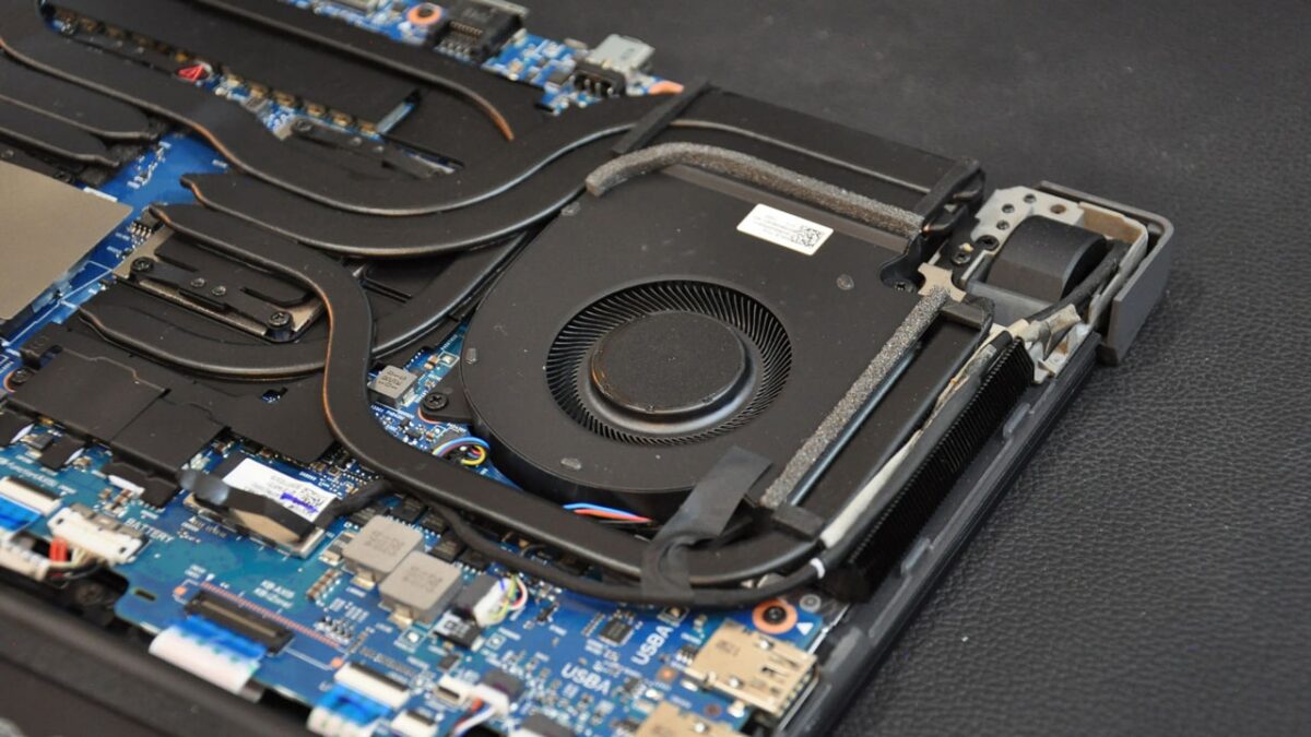 آموزش تمیز کردن فن لپتاپ ایسوس VivoBook قدمبهقدم + نکات ایمنی